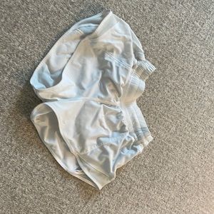 white Lululemon hotly hots- 2.5 inseam